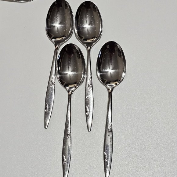 14 Oneida Ltd Rose Duet Mixed Piece Set spoon fork knife USA vintage - Picture 10 of 11